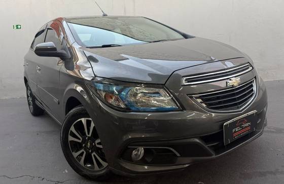 CHEVROLET ONIX 1.4 MPFI LTZ 8V FLEX 4P MANUAL